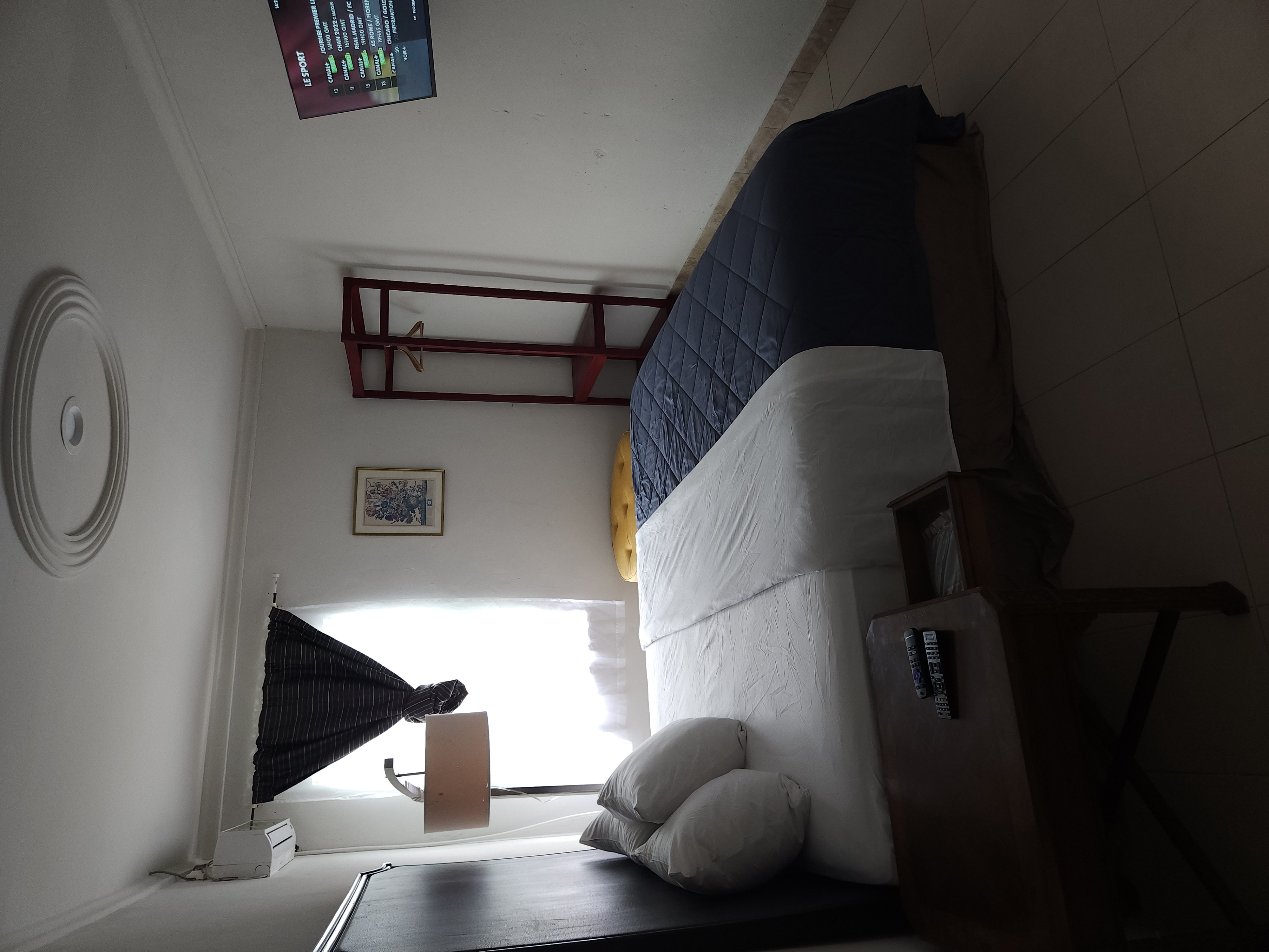 https://www.prime22-buea.com/storage/room-images/3Upyg2YaxECNmzIU25OljOC39ZJSB81TIP30gHVo.jpg